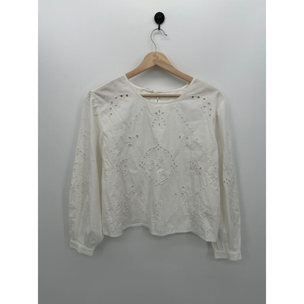 Maurices Womens White Cotton Top Size S MWT Boxy Cottagecore Minimal Eyelet‎